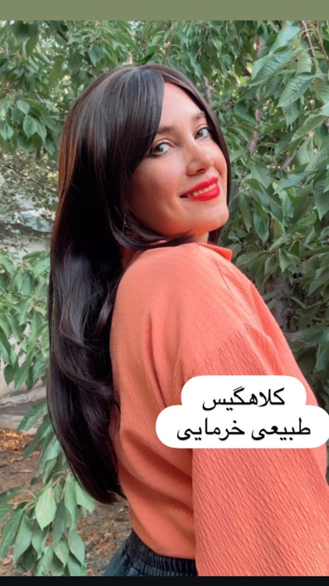 کلاهگیس زنانه بلند با فرق پوستی